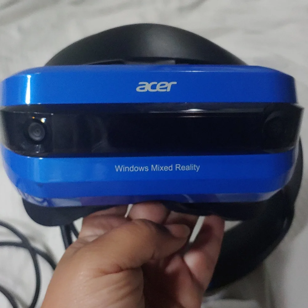 Acer Windows Mixed Reality goggles E1113